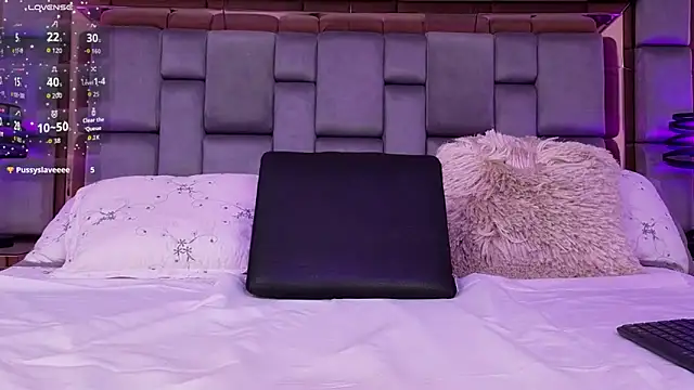 LenaThomson's Webcam Show