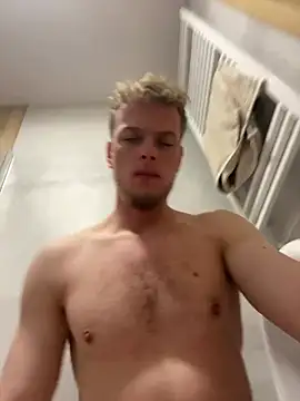 Show Webcam de SexBoyLoveYou22