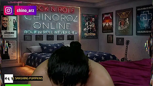 Онлайн чат XXX chino_roz