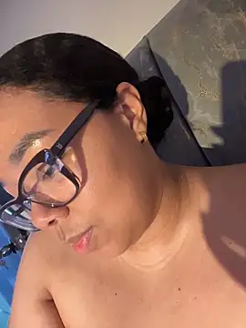 XMara's Live XXX Chat