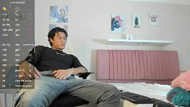 XXX chat uživo modela Damian_Romanoff