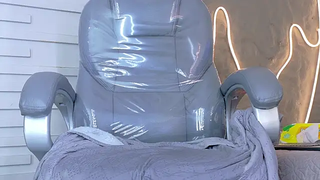 Shanntal_ – Naživo XXX chat