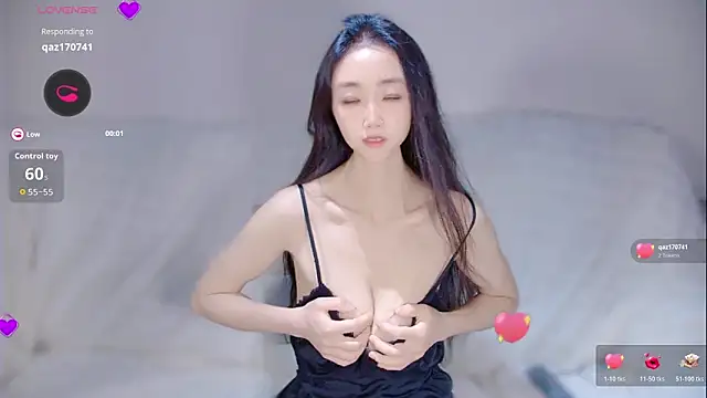 hyp0crite 在線直播表演