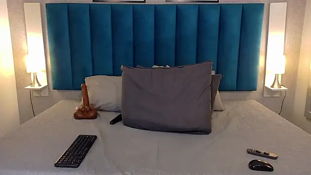 Madisonsmiith লাইভ XXX চ্যাট
