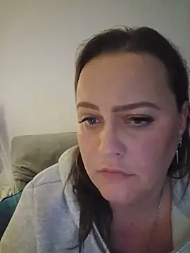 Živý XXX chat Blondibaby