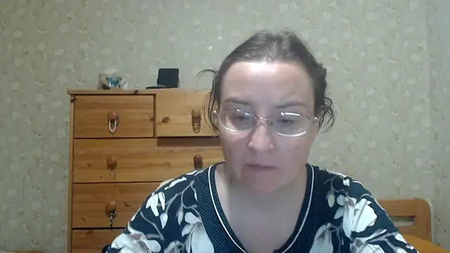 Smart_Rose's Live XXX Chat