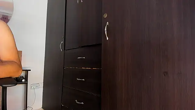 Chat +18 de Christopher_Harris_ ao vivo