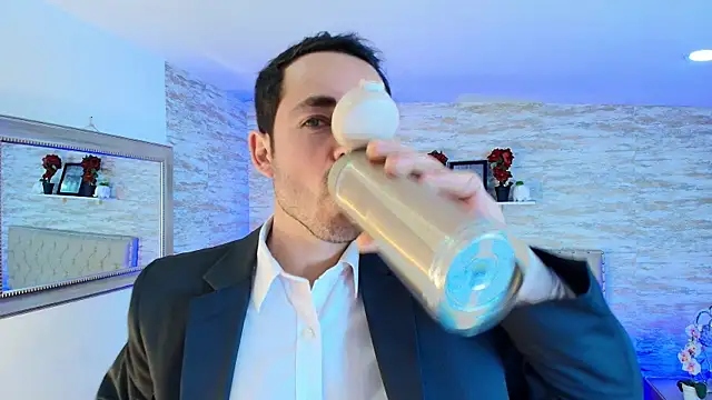 عرض كام Adams_Sanz