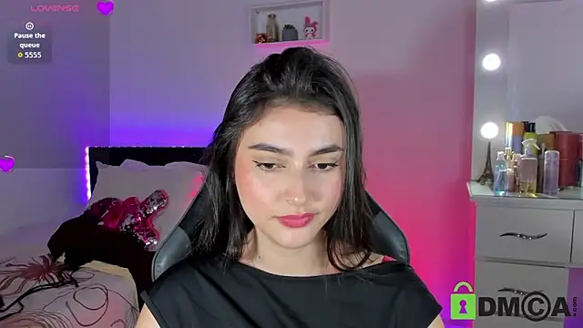 esmeralda_le: απευθείας συνομιλία ΧΧΧ