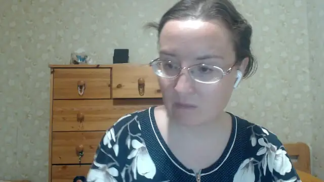 Smart_Rose's Live XXX Chat