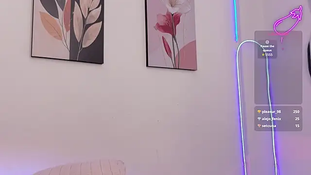 natasha__black Adlı Modelin Canlı XXX Sohbeti