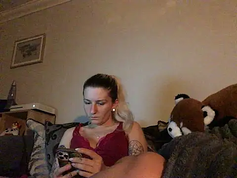 Chat +18 de xxamyleighxx ao vivo