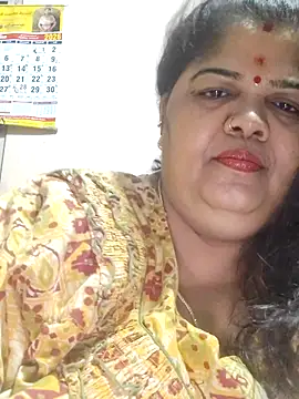 tamilthanushri Chat XXX live