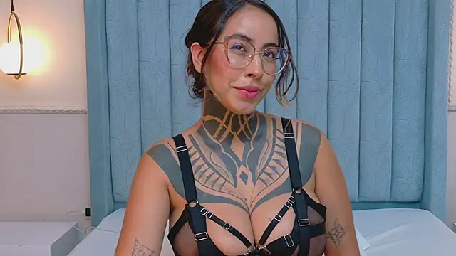 Chat XXX Live NicoleBlum