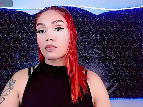 salome-guzman06: διαδικτυακό σόου στην κάμερα