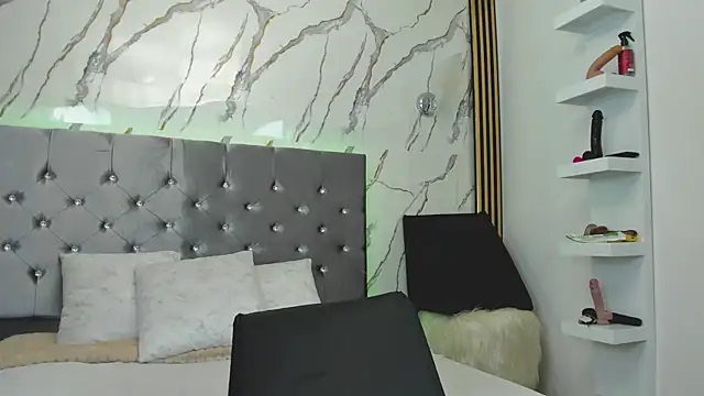 دردشة nymphomanya الجنسية المباشرة