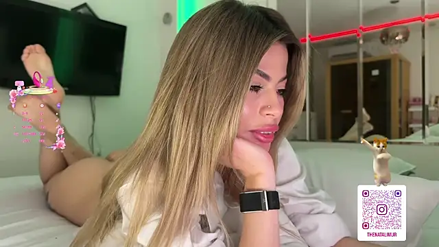 Natalimuur's Live XXX Chat