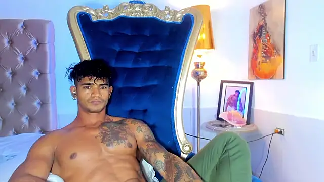 antonio__444 Live XXX-chat
