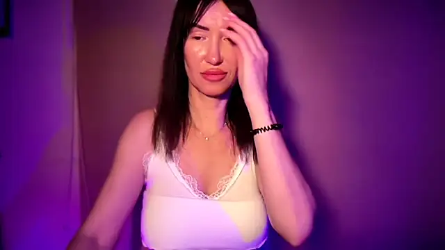 Goddess_Tati 라이브 XXX 채팅