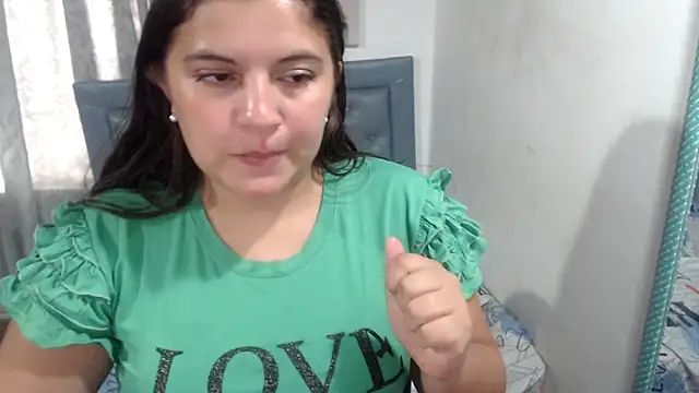 sarah_aguilar – Live XXX-chat