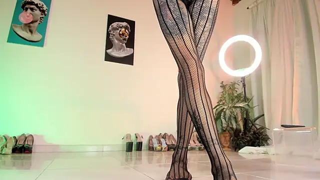 ArchieCollins live XXX chat