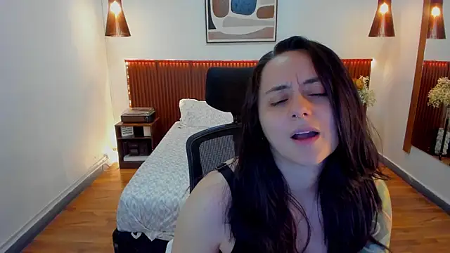 KatherineBond's Live XXX Chat