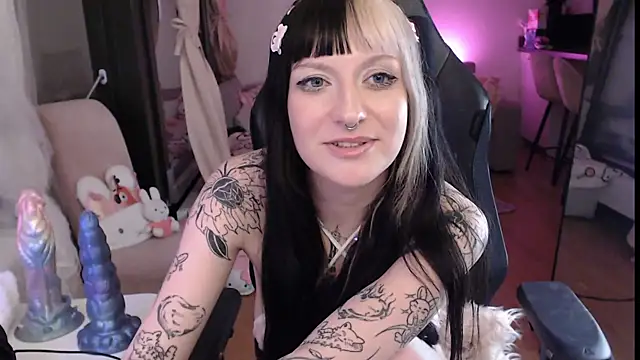 kittlunixx's Live XXX Chat
