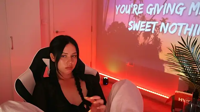 XXX chat uživo modela mmirraaa