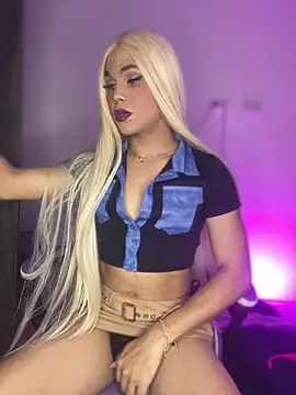 DeliGaby Show in webcam