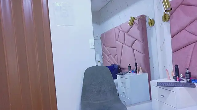 XXX chat uživo modela liliana_pink