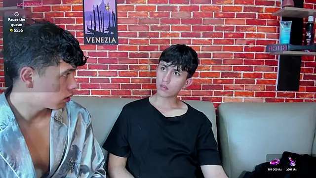 Webkamerová show Hoot_boyss_