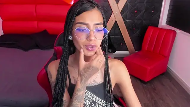 Chat XXX ao vivo de KarlaSlutSkinny__