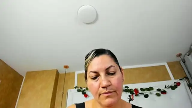 Heidy_milf's Live XXX Chat