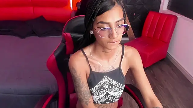 KarlaSlutSkinny__n Live XXX chat