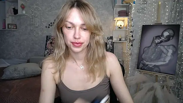 NickyAdamidi live-chat rom