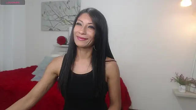 sofia_perez___ élő XXX-chatje