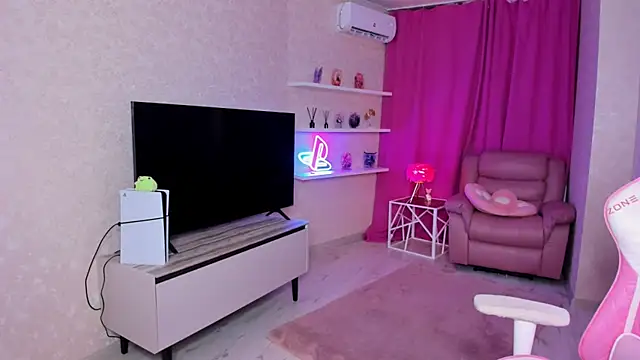 _FireInMySoul_ Adlı Modelin Canlı XXX Sohbeti