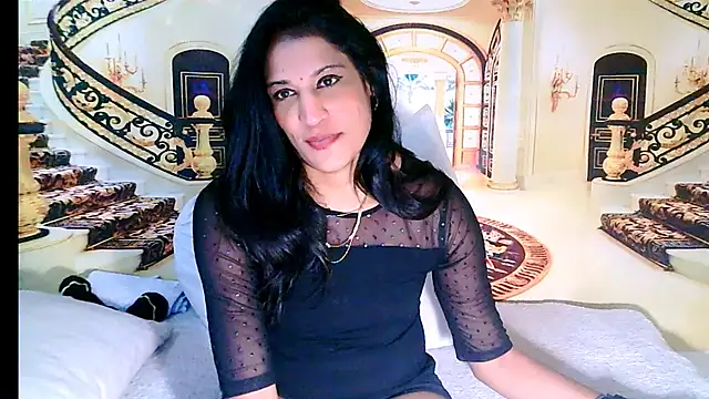 Chat XXX en directo de IndianSexcSmyle