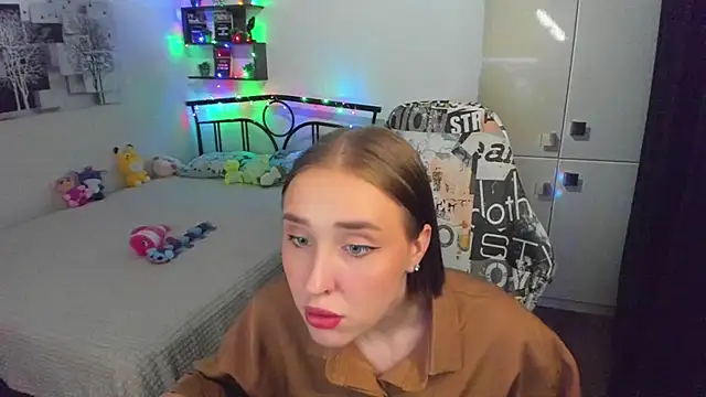 CrazyBitchInLace Webcamshow