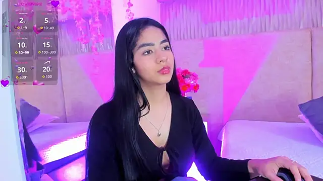 Chat XXX en directo de _kyraa_