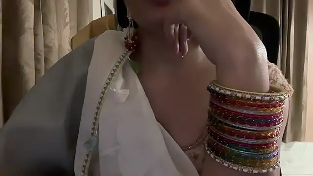 Vibesonly_ – webcam-show