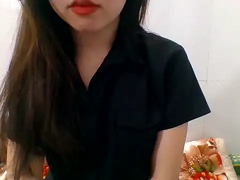 kiraa-007 Chat XXX in diretta