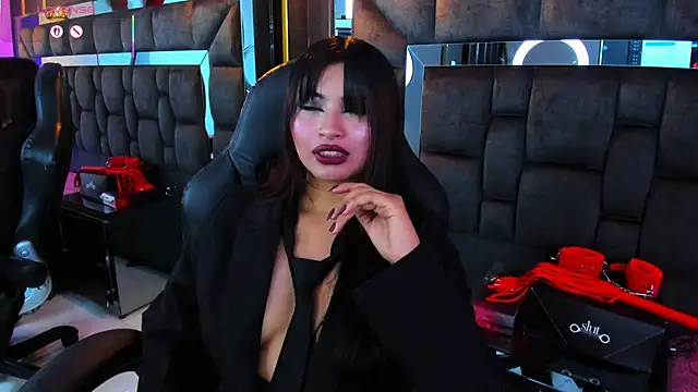 IssaJones_ Live chatroom