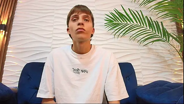 Pavo_tv: онлайн-секс-чат