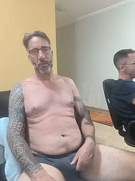 Tiojhonny Chat XXX in diretta