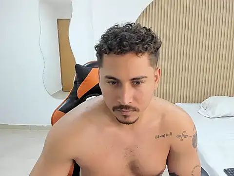 Czat XXX na żywo – ashlan_king