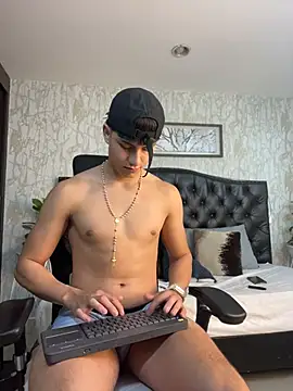 Chat XXX ao vivo de Lander_Cruz