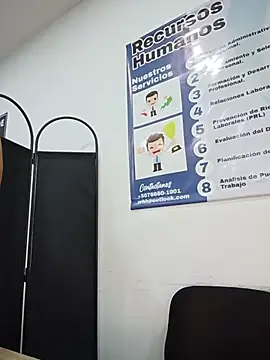 SOFIA-11_'s Live XXX Chat