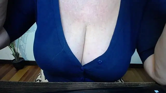 Chat XXX en directo de BlondyLeeBest