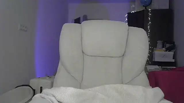 Chat XXX ao vivo de SeasonalSomeone